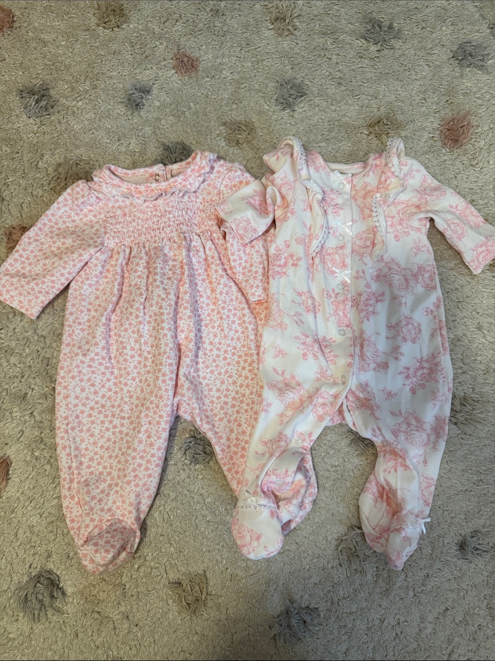 Little Me 3 month Pajama Set w/ matching Bows!